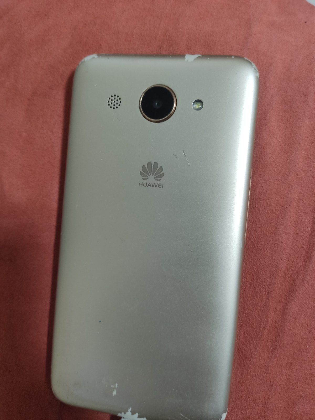 Huawei Y3 2017 (CRO-U00)  на запчасти.