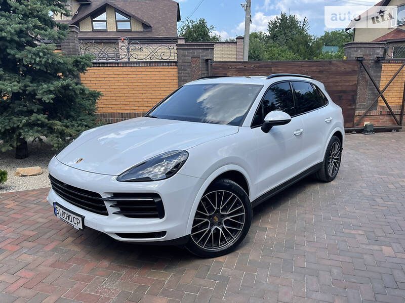 Porsche Cayenne.