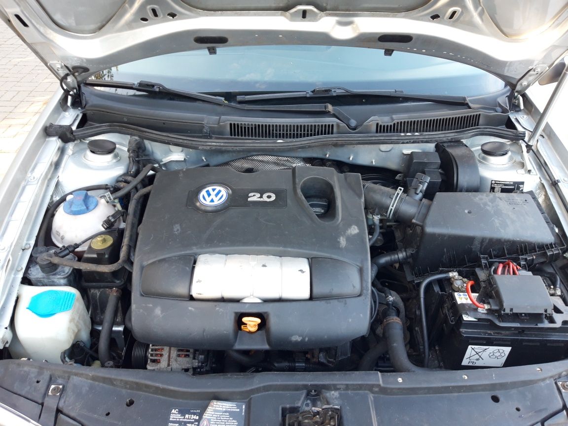 Volkswagen Golf IV 2001 2.0 Klima bezwypadkowy z NIEMIEC Doinwestowany