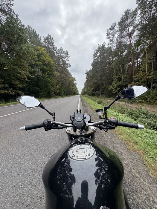 мотоцикол в хорошому стані YaMaHa XJ6
