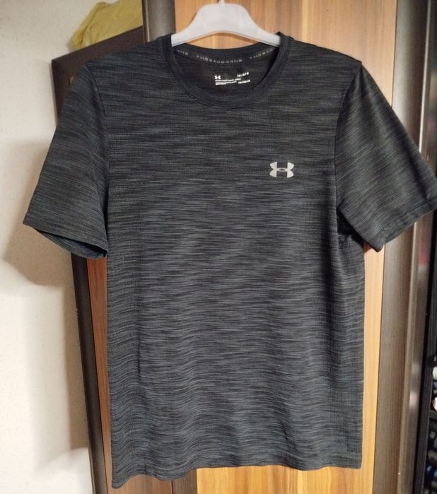 Koszulka męska Under Armour bezszwowa rozmiar L stan idealny