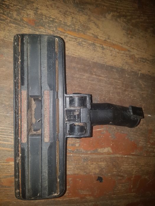 Щетка на пылесос 35-36мм