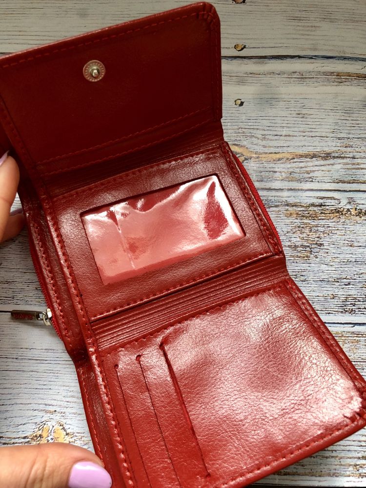 Nowy skórzany damski czerwony portfel