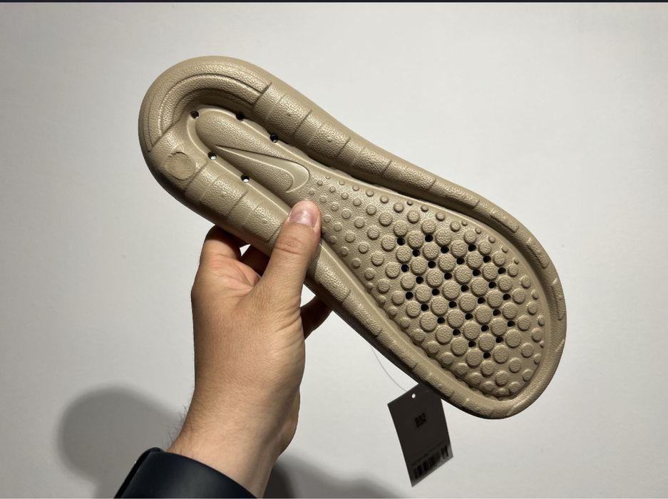 Nike victori One shower slide