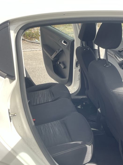 Peugeot 208 1.4 disel