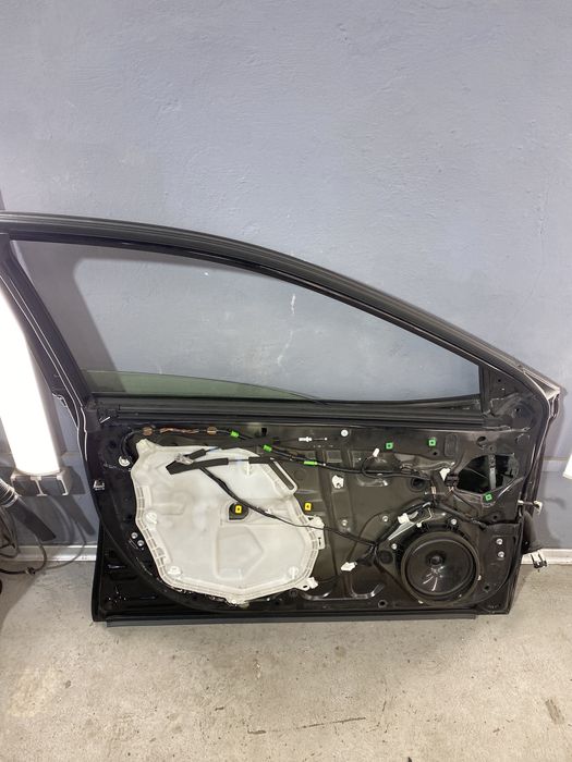 Двері Toyota Camry 70