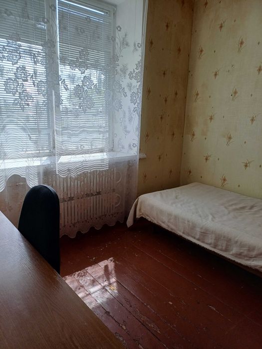 Сдам 1 ком.кв 20м возле Класса ХТЗ, БЕЗ КОМУНАЛЬНЫХ