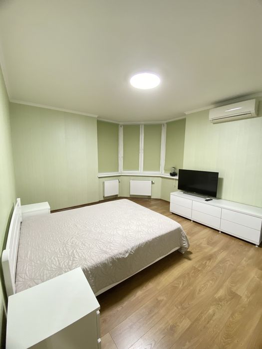 Оренда 3-кімнатної квартири на Оболоні. Азов 4в. Метро 10 хв