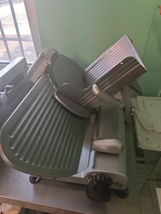 Krajalnica używana