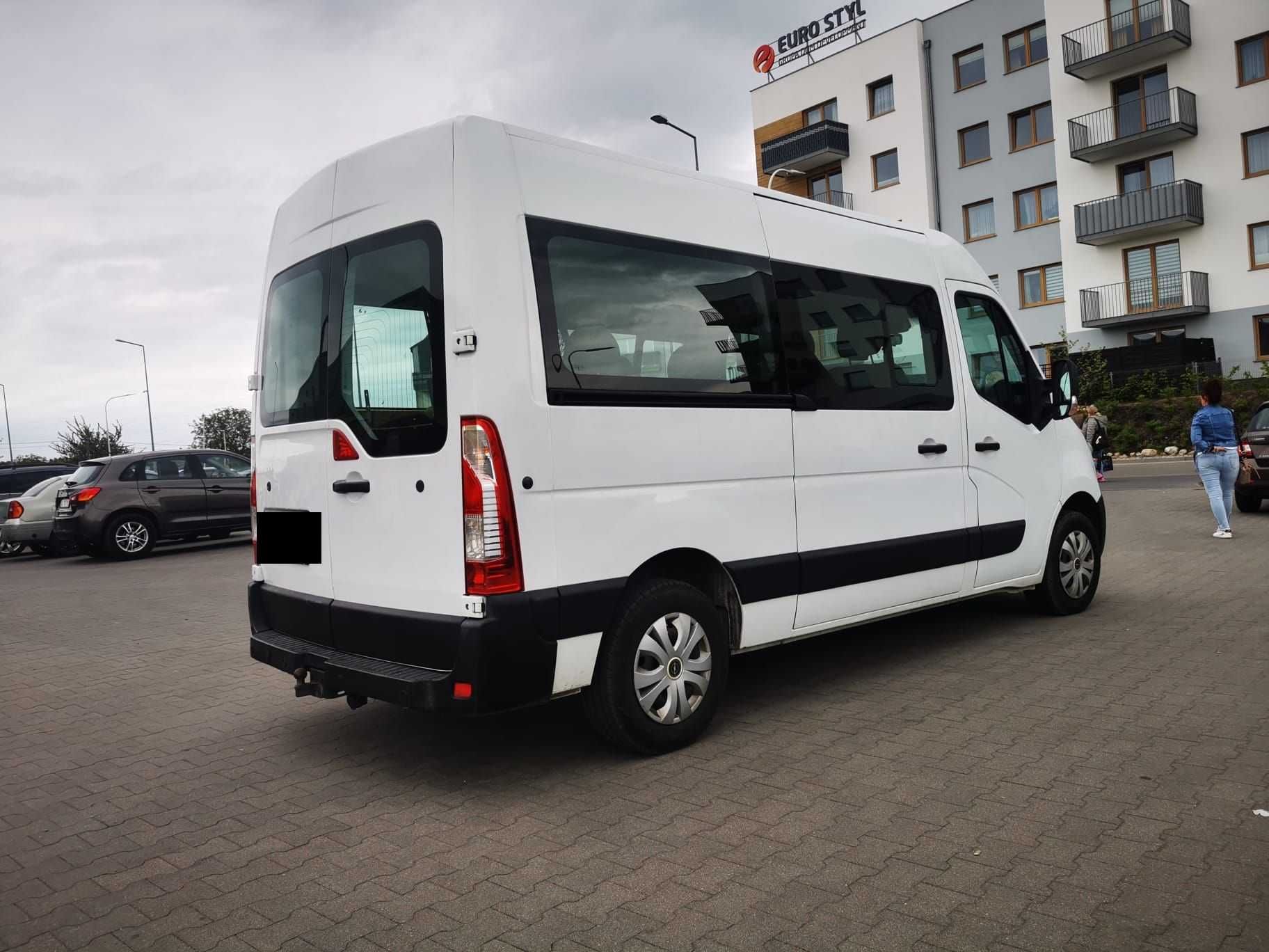 Wynajem busa, bus 9 osobowy na urlop, wakacje wypożyczalnia, transport