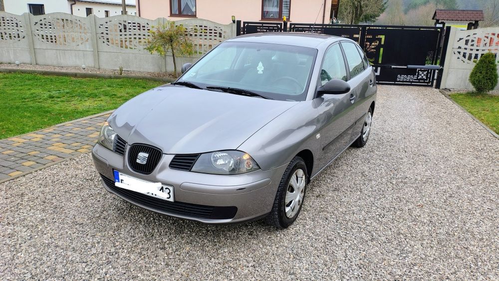 Ładny Seat Ibiza 1.4 MPI plus gaz 2004R , tylko 177tys,zero rdzy