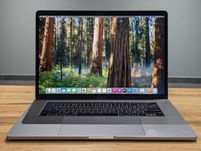 Macbook pro 15 2018 core i7 2.2ghz 16/256gb pro 555x 4gb