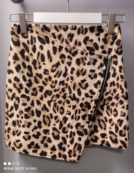 Spódnica H&M w panterkę rozm.32    0629