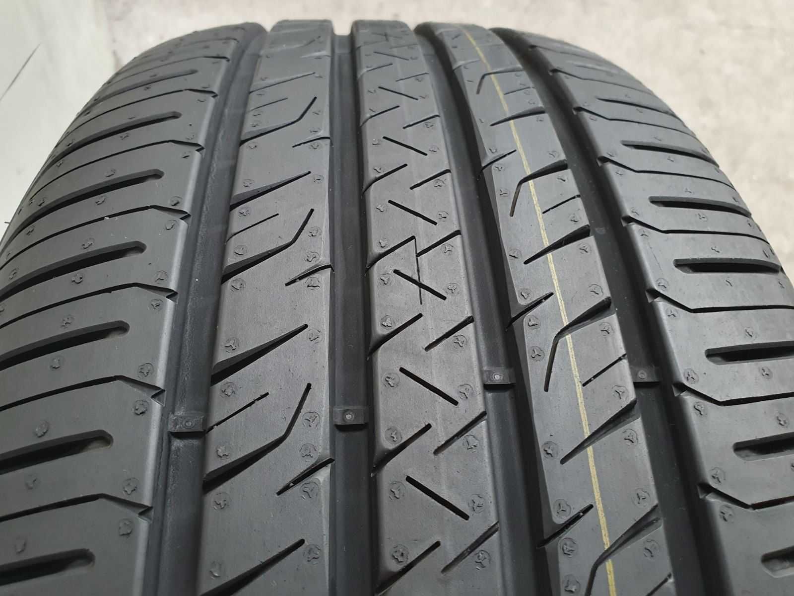 2x  Goodyear Efficientgrip Performance SUV 245/45r19 Nowe 2024r