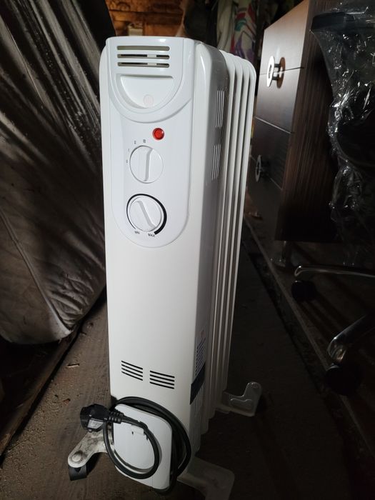 Kaloryfer grzejnik olejowy elektryczny 1000W