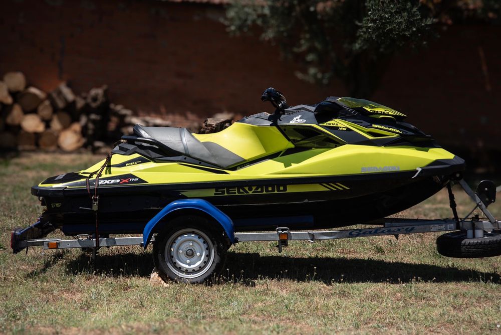 Sea-Doo RXP 300 RS-86H | Escape RIVA | Impecável | Reboque Incluído