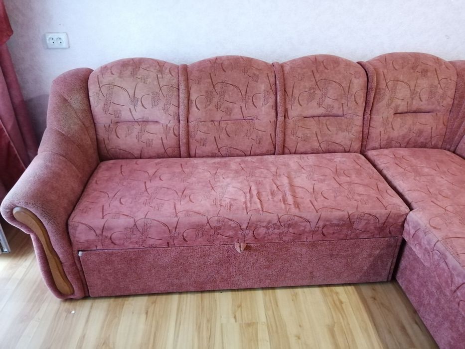 Продам мягкий уголок