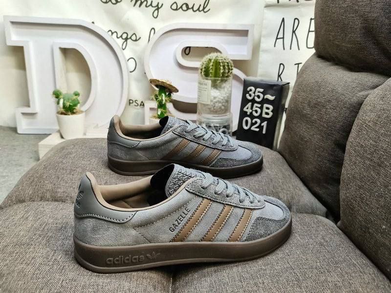 Adidas gazelle cinzentas