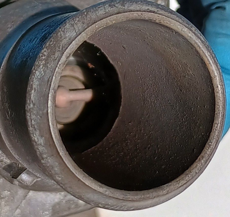 Obudowa termostatu termostat FORD Mondeo MK3 2.5 Jaguar 3.0 V6