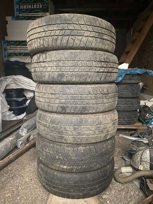 Продам зимну резину б/у. R15.
