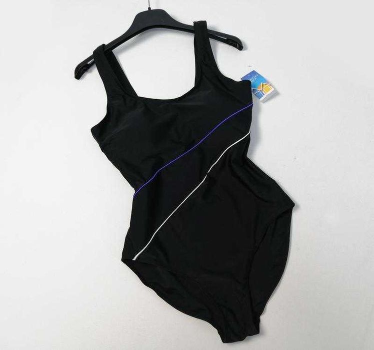 Купальник слитный совместный с чашечками