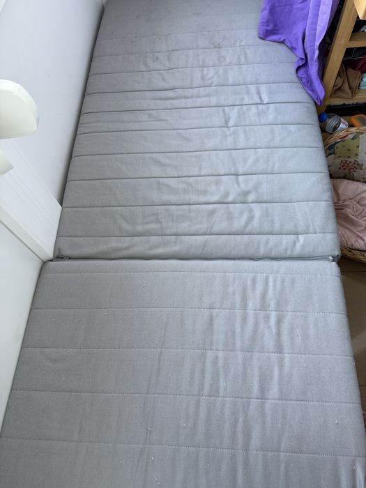 Sofá-cama usada da Ikea