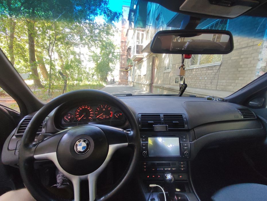 Продам BMW E46 318i 2.0 газ/бензин МКПП