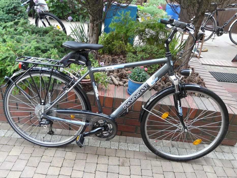 Rower trekingowy PASSAT Preto Comfo Valencja 28"/51 i 59 Deore Germany