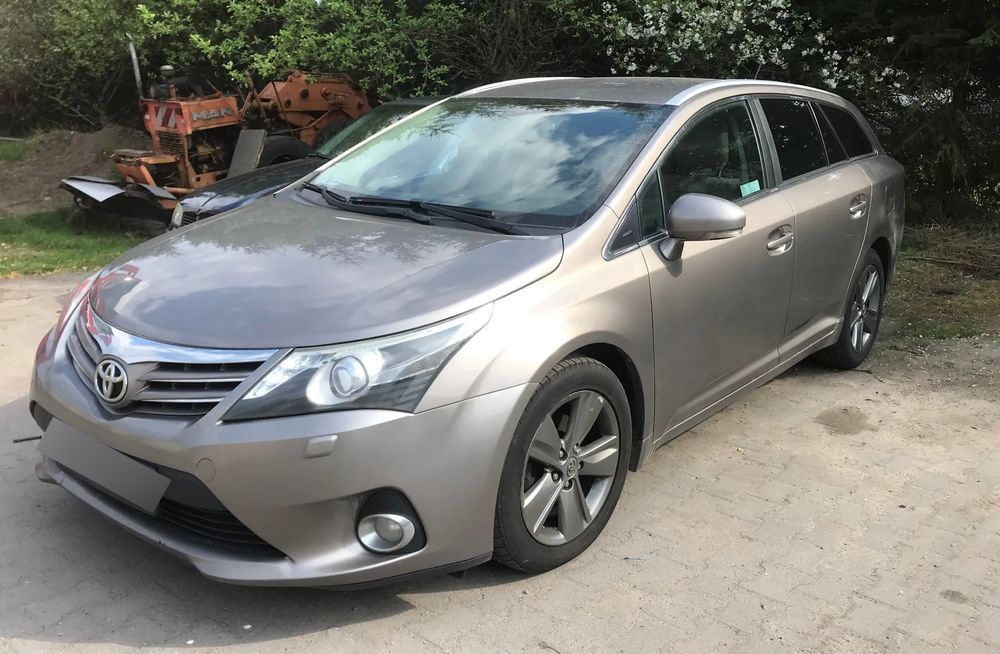 Toyota Avensis Toyota Avensis 2.0 diesel rok prod. 2014 r.