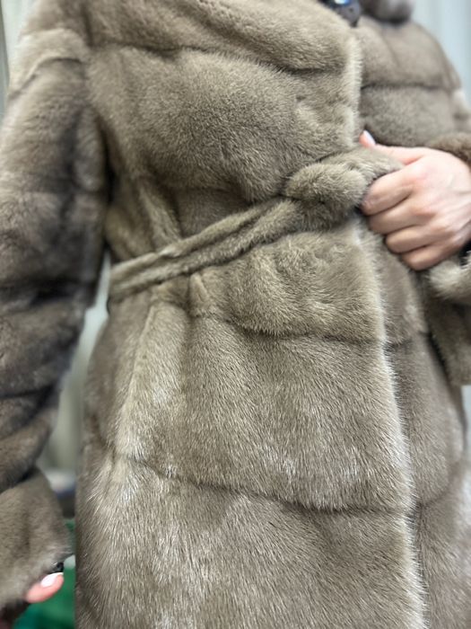 Шуба из меха Норки