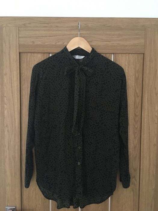 Koszula z wiązaniem khaki Zara r.M