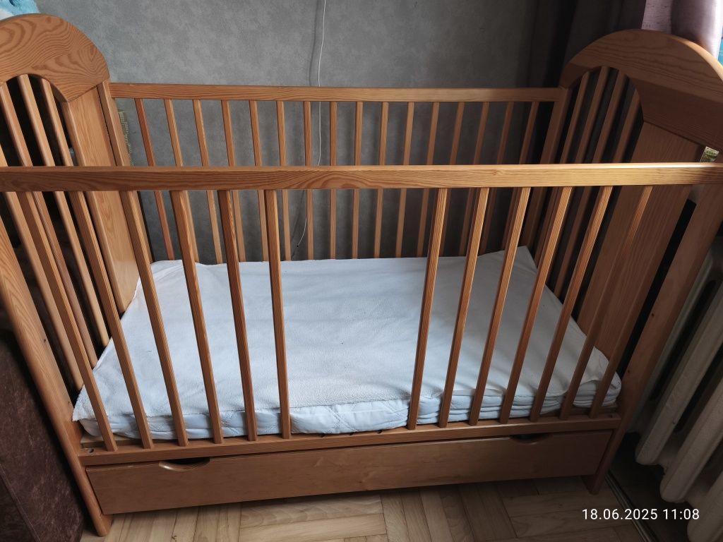 Łóżeczko Tymon jadrew z szufladą