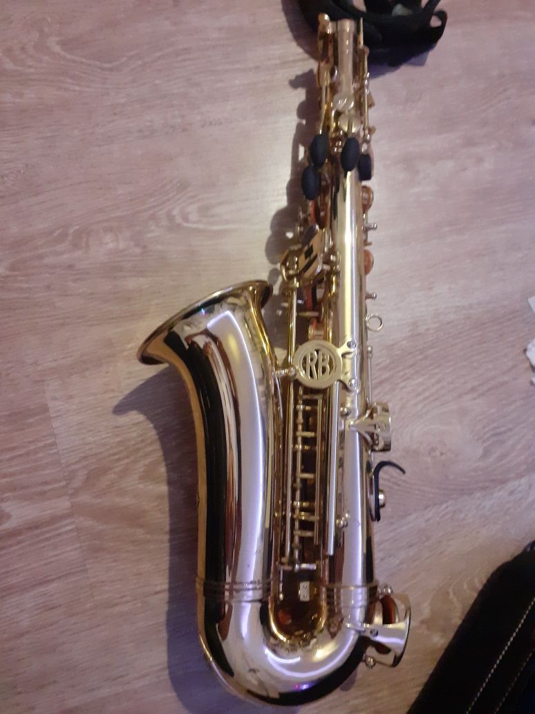Saksofon altowy RoyBenson AS-202