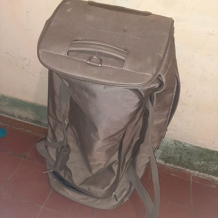 Дорожный чемодан, сумка-чемодан. Высота 75 см