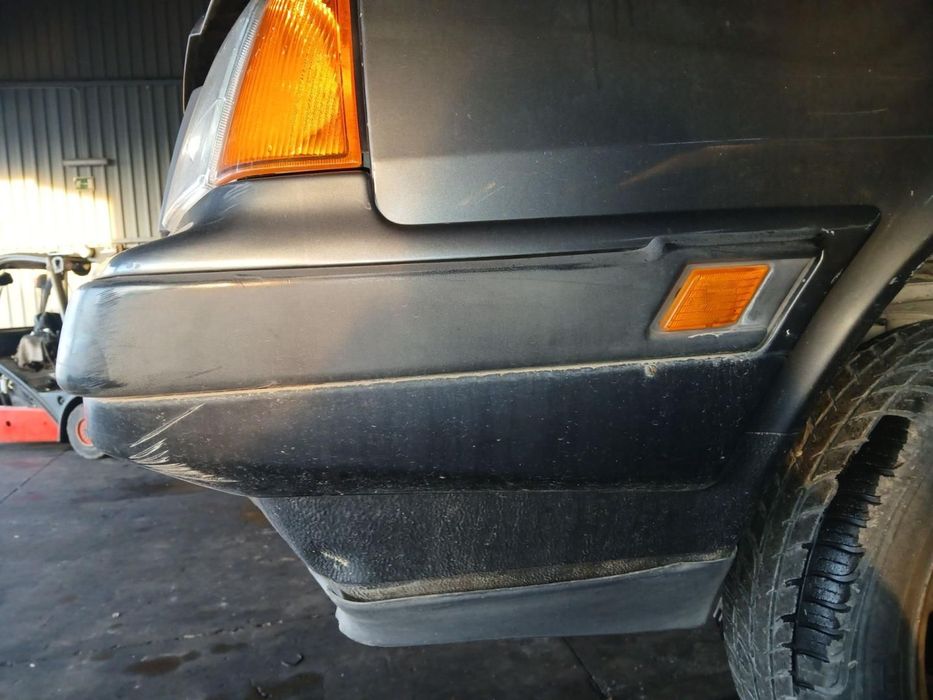 PÁRA-CHOQUES DIANTEIRO VOLVO SERIE 360