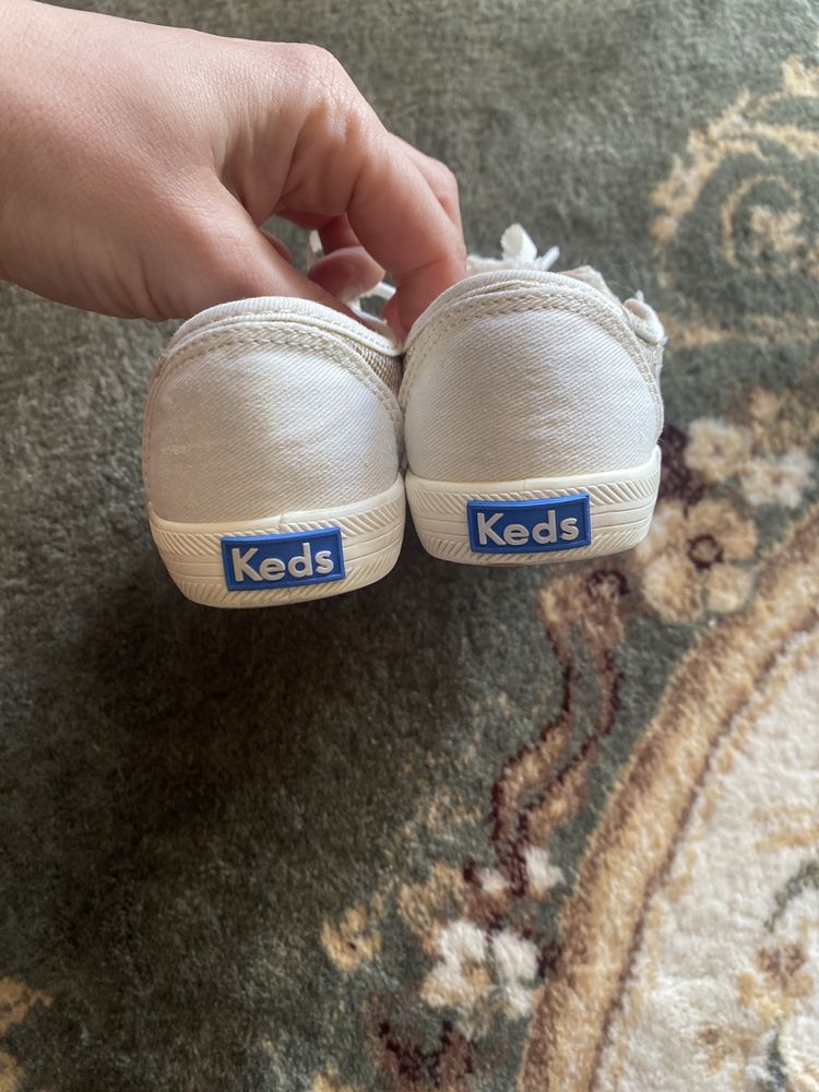 Кеди фірми Keds