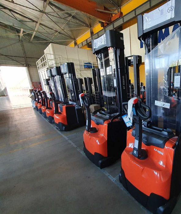 Складська техніка TOYOTA / BT. Штабелери, візки, річтраки, комісіонери