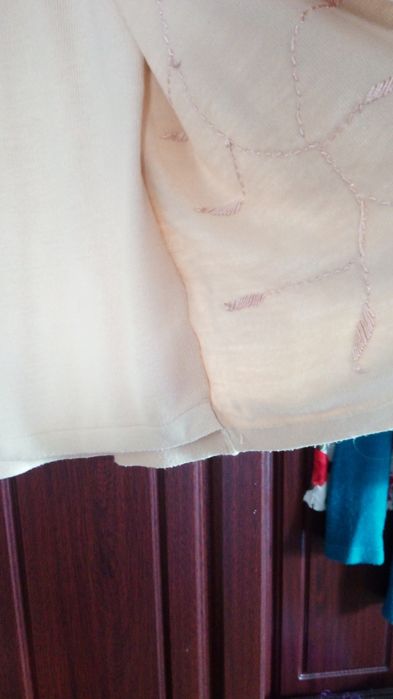 28. Sweterek ,, bliźniak "damski rozmiar XL