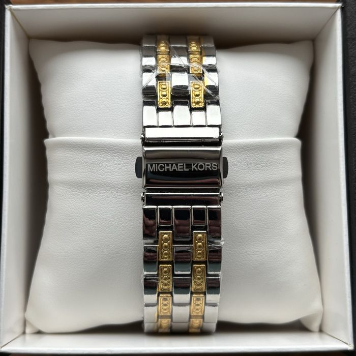 Жіночий годинник Michael Kors на браслеті комбінованого кольору
