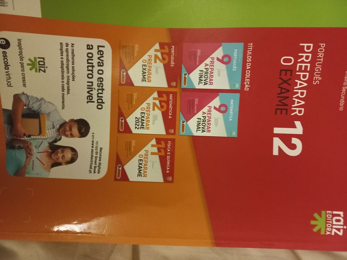 Vendo livro de preparação para exame