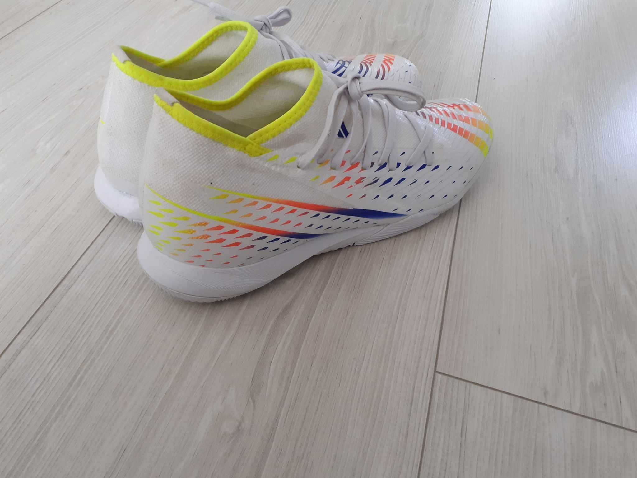 Buty piłkarskie halówki Adidas Predator Edge.3 IN GV8517 roz. 45 1/3