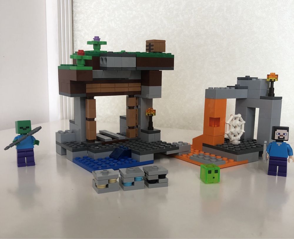 Lego Minecraft закинута шахта 21166
