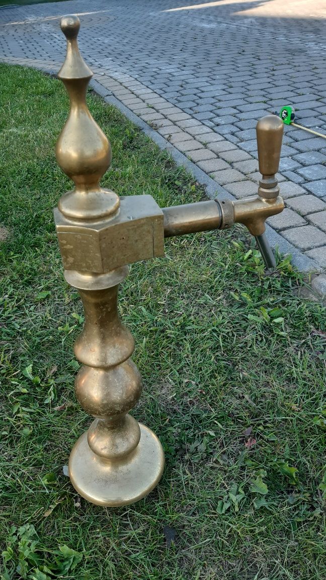 Stary mosiężny nalewak, pipa do piwa