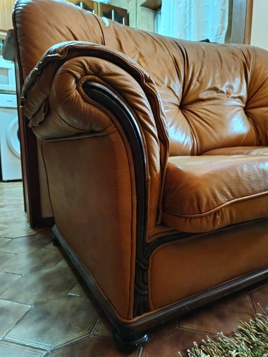 Sofá em pele anos 90