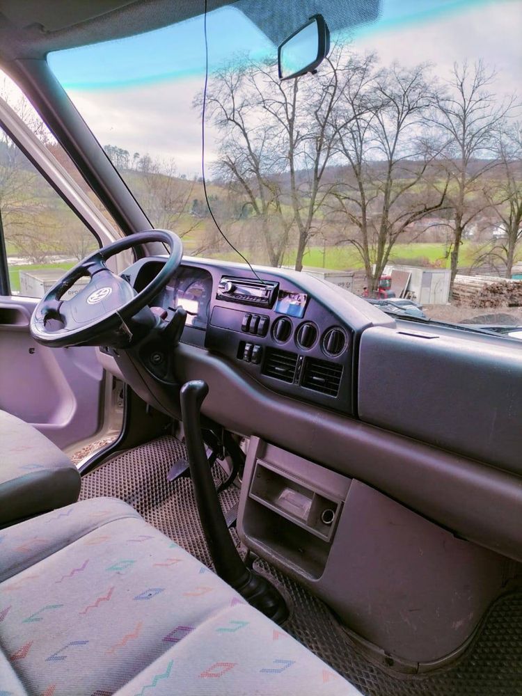 Продам автобус volkswagen LT35 в гарному стані