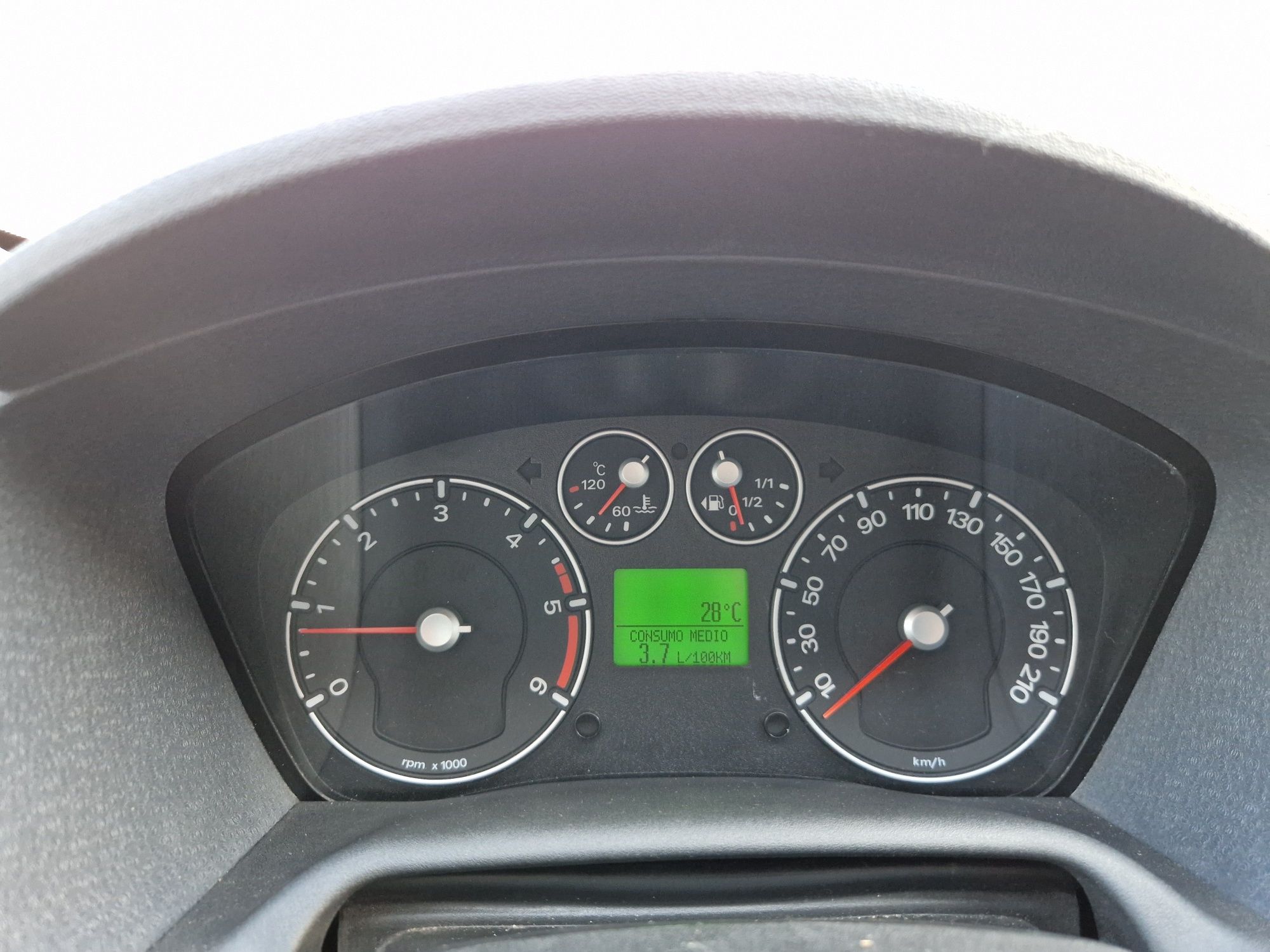 Ford Fusion 1.4 TDCI de 2006 com 128500km