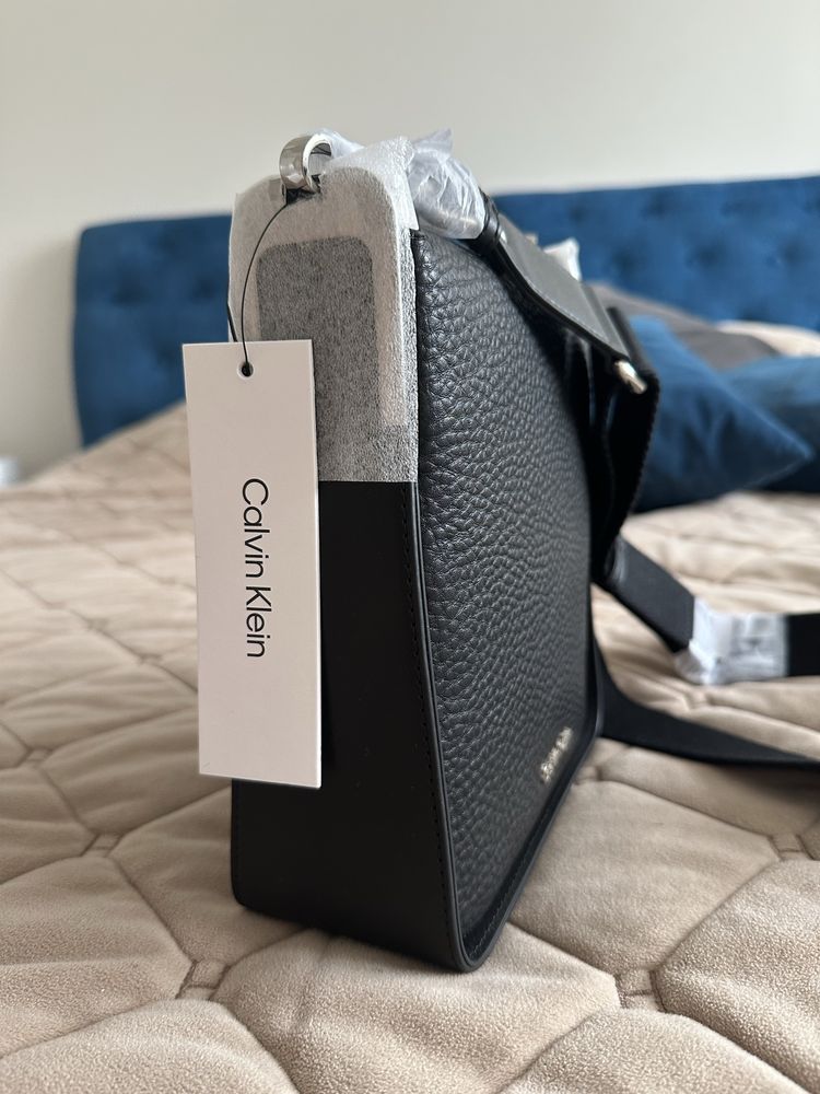 Сумка Calvin Klein шкіра нова