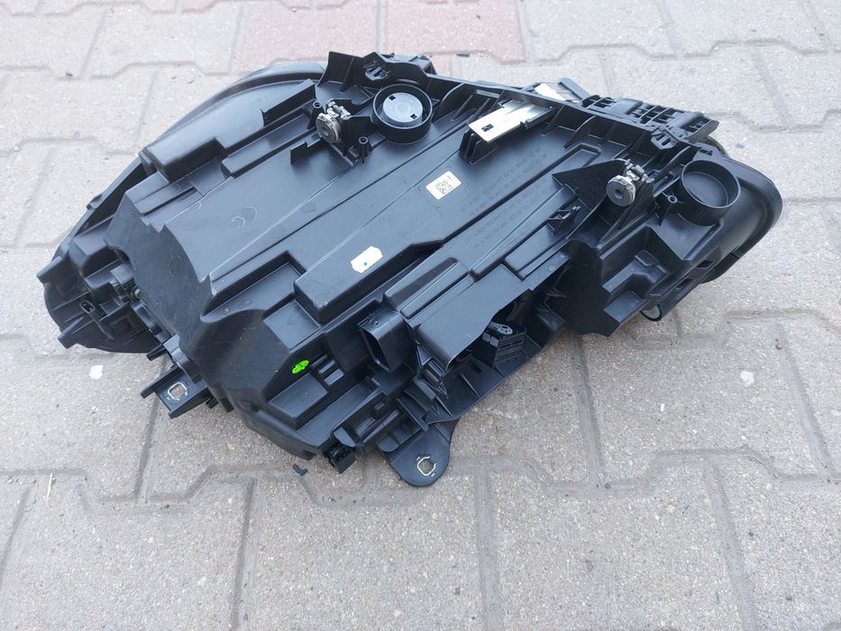 Lampa reflektor BMW F40 FULL LED prawa EUROPA