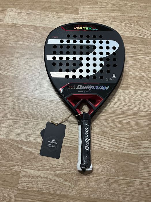 Vendo  Bullpadel Vertex 04 Comfort - 2024