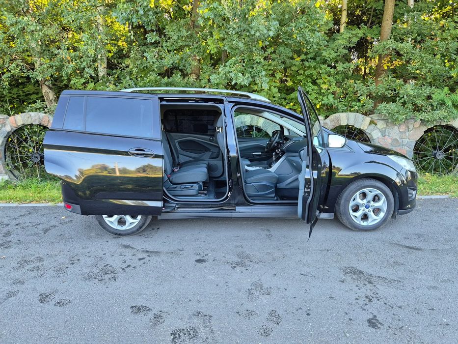 Ford Grand C-MAX Pełen serwis,aso,czujniki pdc,nawigacja